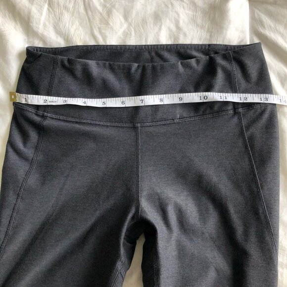 𝅺OUTDOOR Voices Warmup Cropped Leggings - Picture 5 of 7